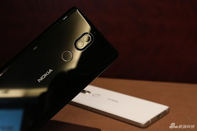 Black pictures of nokia 7